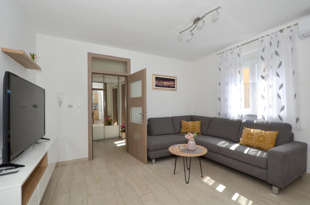 Apartman "Mary" Trogir Extérieur photo
